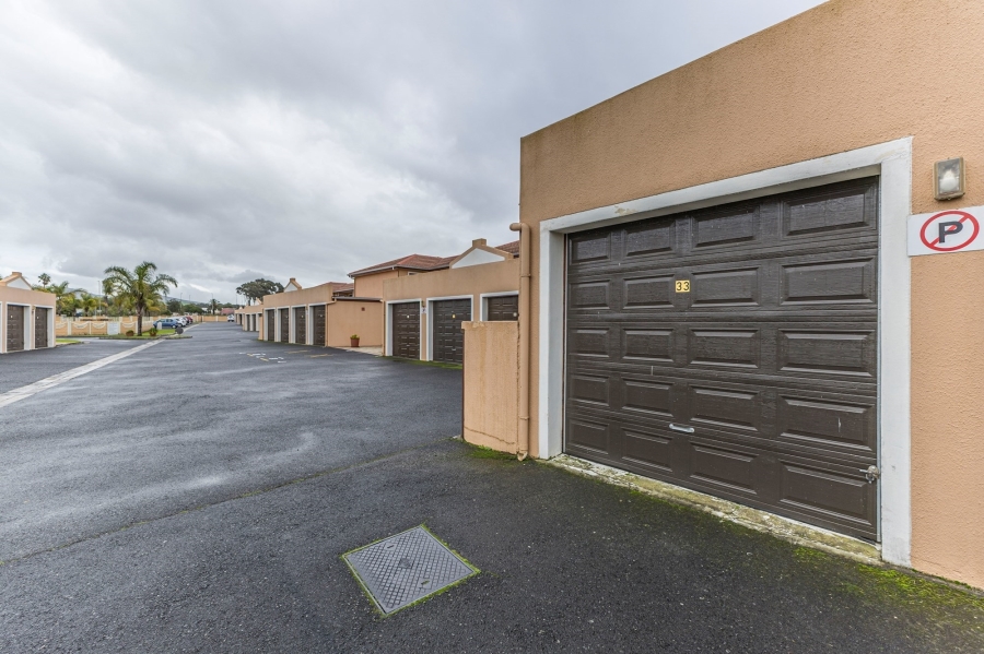 2 Bedroom Property for Sale in Durbanville Western Cape
